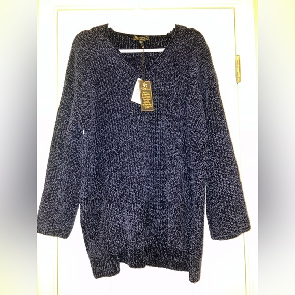 NWT DG2 Blue Chenille Sweater - Picture 1 of 5